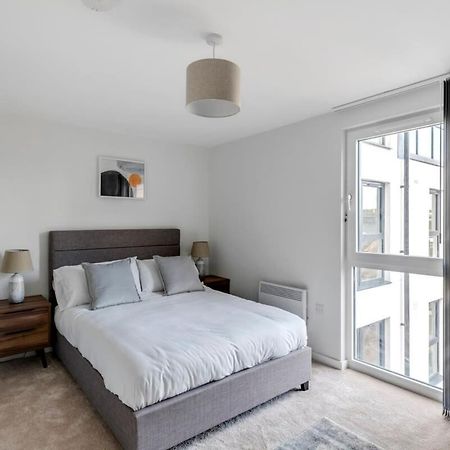 Spacious 1 Bedroom Apartment In A Converted Mill Leeds  Dış mekan fotoğraf